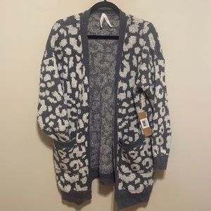 Dreamers cheetah print cardigan